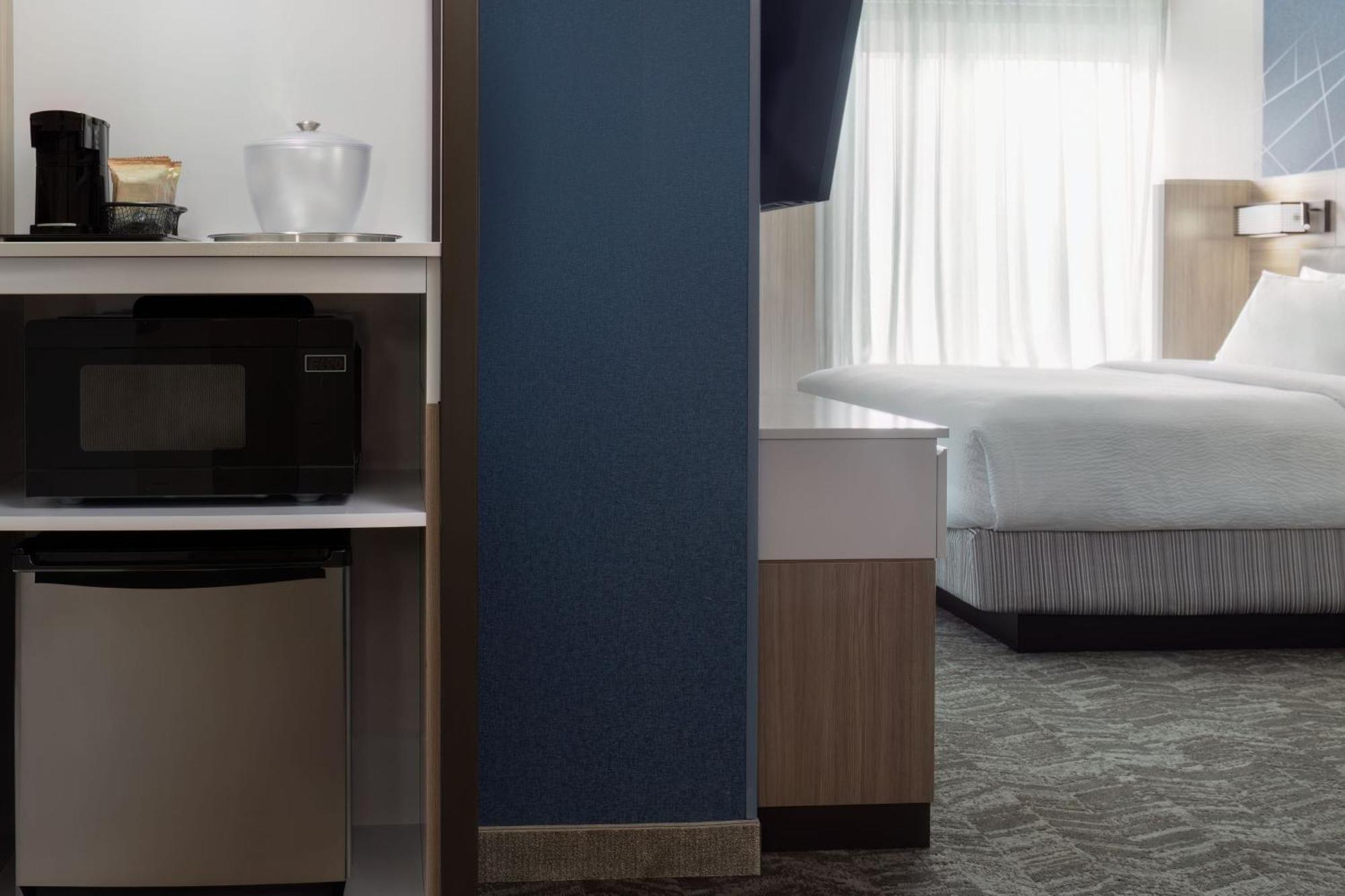 Springhill Suites By Marriott Pleasanton Εξωτερικό φωτογραφία