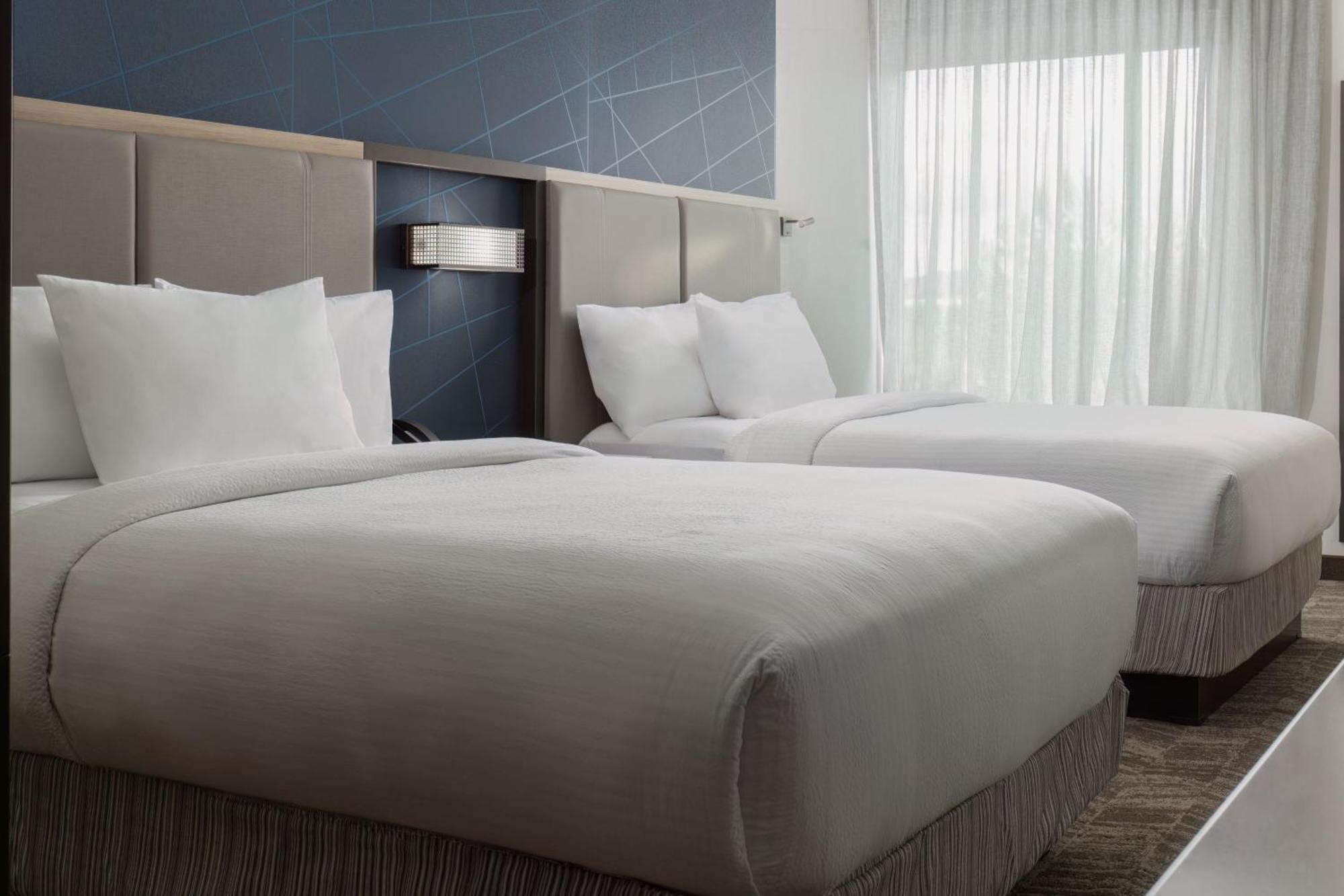 Springhill Suites By Marriott Pleasanton Εξωτερικό φωτογραφία